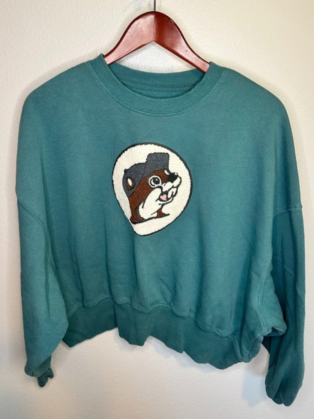 Buc-ee’s Teal Women's Boucle Logo Cropped Fleece Sweatshirt - Size Small
